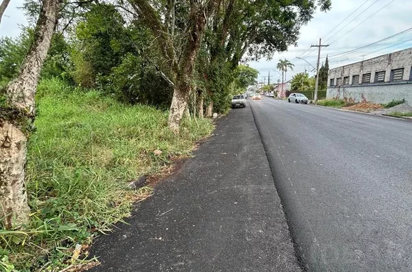 TERRENOS DE VÁRIOS TAMANHOS E BEM LOCALIZADOS
