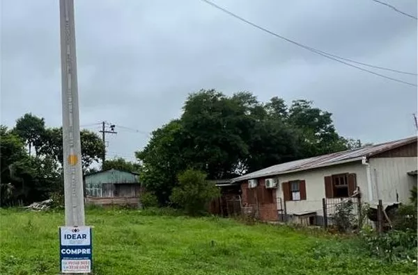 SUA LINDA RESIDÊNCIA NESSES 253m², COM POSSIBILIDADE DE MAIS ÁREA