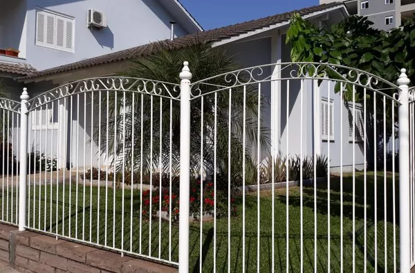 CONFORTO E AMPLO ESPAÇO PARA UMA FAMÍLIA QUE ESTÁ CRESCENDO