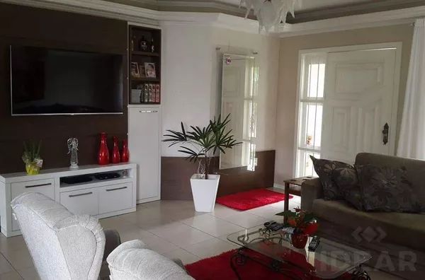 TER BOM GOSTO E MUITA TRANQUILIDADE TE TRÁS A ESSE IMÓVEL