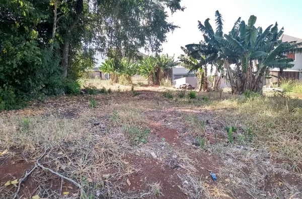 LINDO TERRENO PARA SEU PROJETO RESIDENCIAL OU COMERCIAL FUTURO
