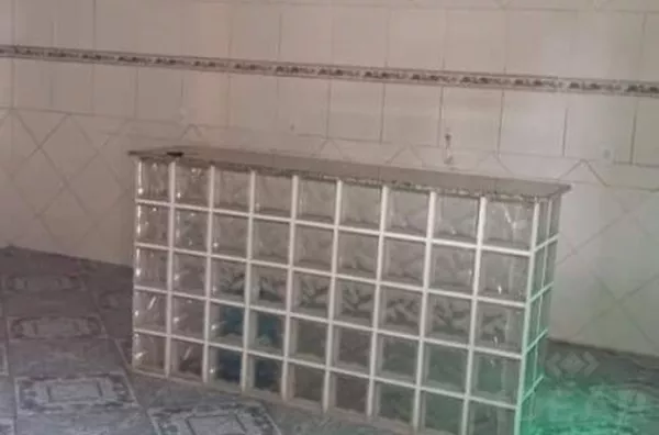 SUA FAMÍLIA MERECE CONFORTO E FACILIDADE COM ESSA AMPLA CASA