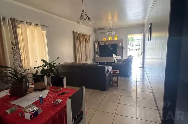 DUAS LINDAS CASAS AMPLAS PARA GRANDES FAMÍLIAS