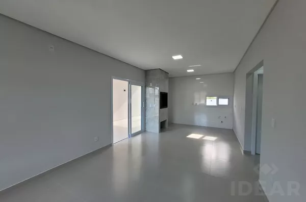 CASA AMPLA E DE ÓTIMA QUALIDADE AGUARDANDO VOCÊ