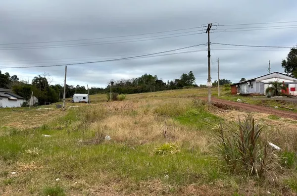 TERRENO COM 19m DE FRENTE PARA A RSC-453