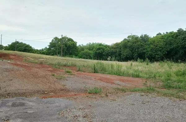 SEU INVESTIMENTO MUITO BEM APLICADO NESSE TERRENO NA LINHA SANTA CRUZ