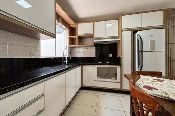 VIVA BEM NUM SOBRADO FEITO PARA QUEM NÃO ABRE MÃO DO CONFORTO