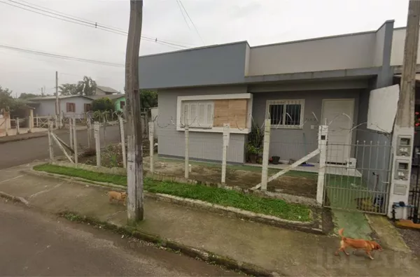 GEMINADO EM ÓTIMA LOCALIZAÇÃO, PRÓXIMO COMÉRCIO E SAÚDE