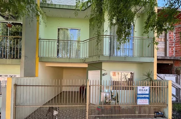 SOBRADO AMPLO, CONFORTÁVEL E BEM LOCALIZADO