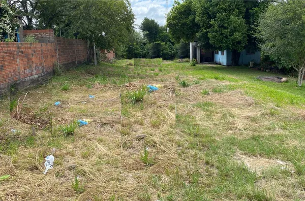 605m² DE ESPAÇO PARA CONSTRUIR SEU SONHO. VENHA CONHECER A EXCELENTE LOCALIZAÇÃO