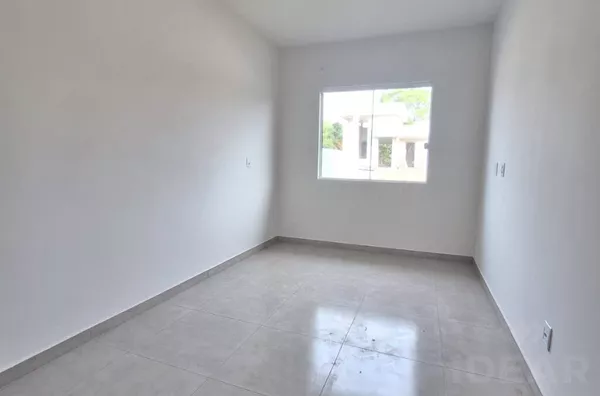 CASA PRONTA, SEM NECESSIDA DE REFORMAS! MUDANÇA RÁPIDA!