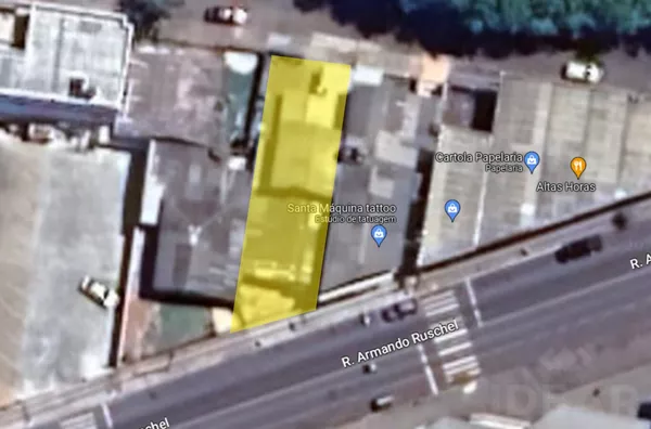 EXCELENTE TERRENO COM ACESSO AS RUAS DA FRETE E DOS FUNDOS