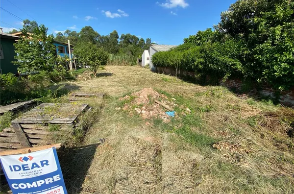 TERRENO DE 457m² BEM PRÓXIMO DO CENTRO COMERCIAL