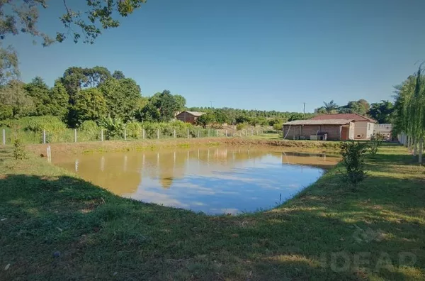 CHÁCARA DE 2.200m² DE MUITO LAZER PARA TODA A FAMÍLIA