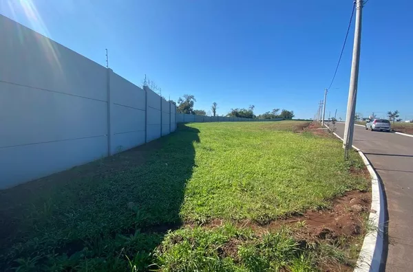 PROCURA TERRENO PARA FAZER SUA MORADIA? TEMOS A OPÇÃO DE DOIS TERRENOS LADO A LADO