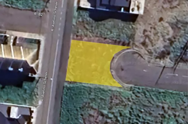 TERRENO ESPECIAL COM DUAS FRENTES! SEU FUTURO PROJETO MUITO BEM LOCALIZADO