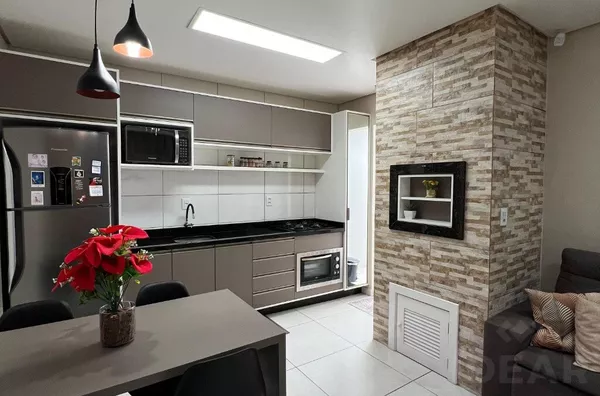 É SÓ ENTRAR E CURTIR TODO O CONFORTO COM A FAMÍLIA