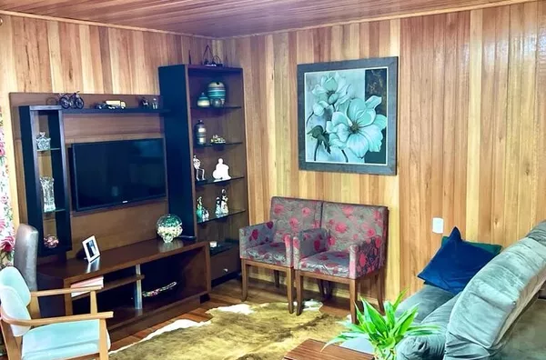 CHEGOU NO PARAÍSO! VENHA CONHECER ESSA LINDA CHÁCARA. TE AGUARDAMOS!