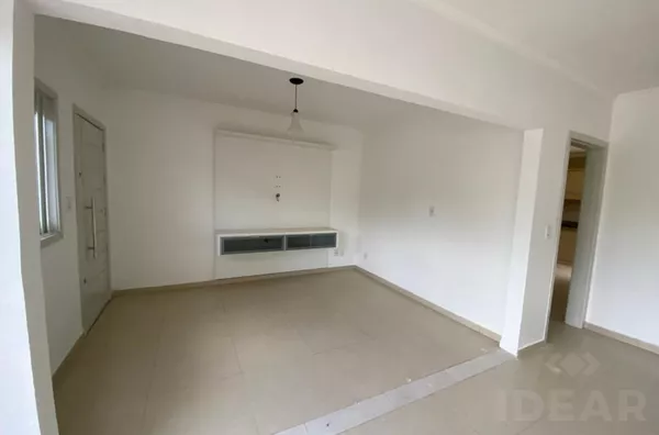 PROCURA SOBRADO AMPLO E ACONCHEGANTE? ACABA DE ACHAR!