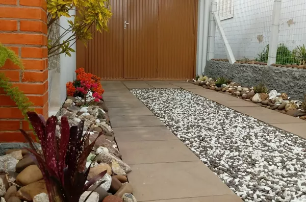 MORAR EM AMBIENTE TRANQUILO, COM O CUIDADO QUE SUA FAMÍLIA MERECE