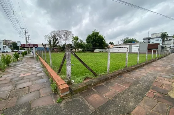 TERRNO EXCELENTE PARA EXPANDIR SEUS NEGÓCIOS. SÃO 752,0m² DE MUITA ÁREA