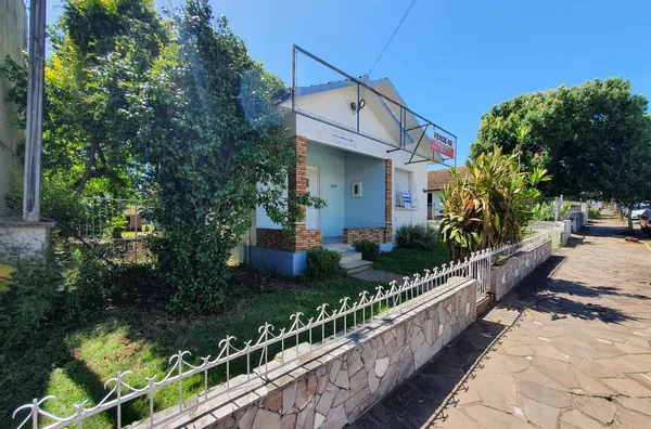 Ótimo investimento, excelente localização comercial, área central, apenas 400 metros do calçadão e da igreja Matriz.