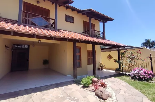 CONFORTO E CHARME EM AMBIENTES AMPLOS PARA TODA A FAMÍLIA