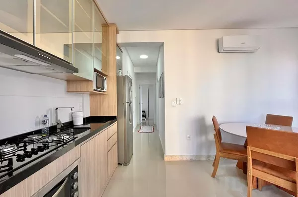 APARTAMENTO EM ÓTIMA LOCALIZAÇÃO, COM 2 DORMITÓRIOS - Foto 7