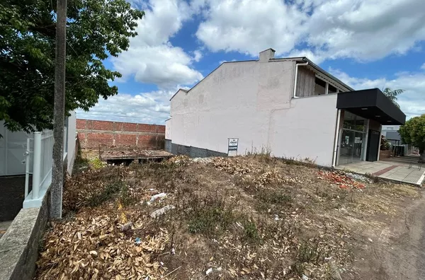 SEU RETORNO RÁPIDO NESSE TERRENO BEM LOCALIZADO