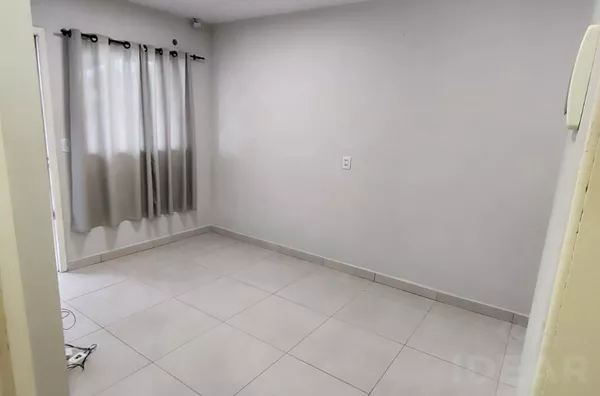 UNIDADE DE ESQUINA COM ESPAÇO PARA JARDIM OU DECK