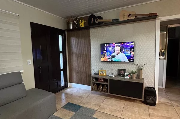 DESCUBRA O PRIVILÉGIO DE MORAR NESSA LINDA CASA