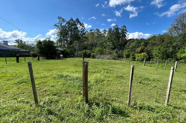 TERRENOS LADO A LADO, TOTALIZANDO 616m²