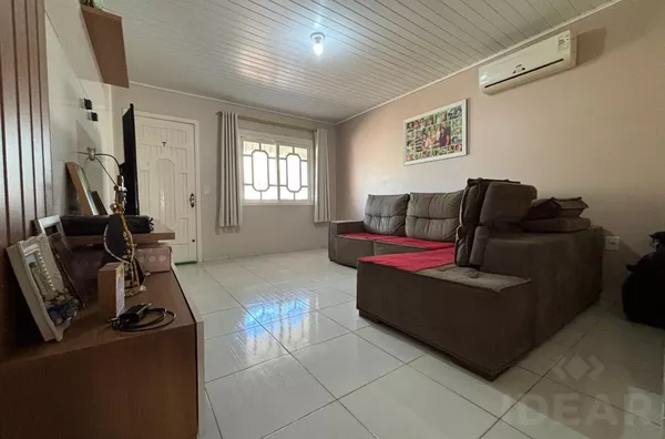 ÓTIMA CASA PARA DESFRUTAR COM A FAMÍLIA