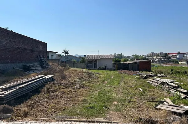 DOIS TERRENOS QUE PODEM SER SEU! APLICAR SEU PROJETO DOS SONHOS