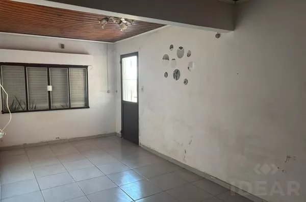 TERRENO DE 1.007m² COM 16,5m DE FRENTE. ÓTIMO PARA INVESTIDORES