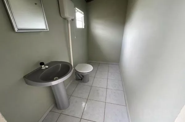 CASA DE 4 DORMITÓRIOS  NO BAIRRO XANGRILÁ - Foto 13