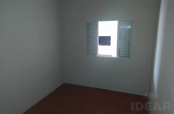 CASA DE 82m² EM BAIXO PRÓXIMO DO DISTRITO INDUSTRIAL