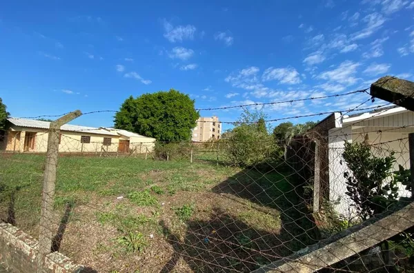 TERRENO BEM PRÓXIMO A ÁREA COMERCIAL, COM POSSIBILIDADE DE ESCOLHA