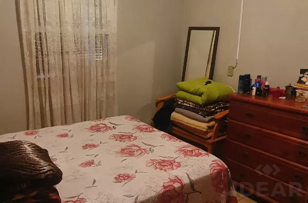 CASA DE 3 DORMITÓRIOS, COM AMPLO TERRENO EM VILA PALANQUE
