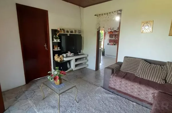 LINDA CASA EM PEDRA GRÊS, DANDO MUITO ESTILO AO LUGAR