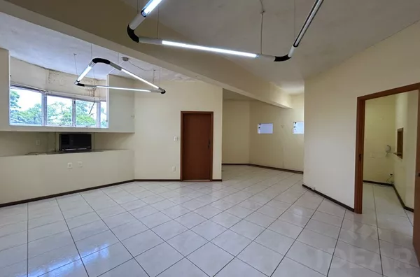 SEU ESCRITÓRIO ou CONSULTÓRIO NESSE AMPLO ESPAÇO!