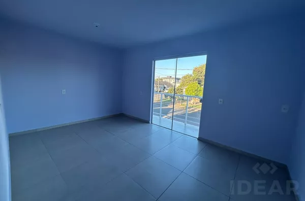 SOBRADO BEM LOCALIZADO COM GRANDE PÁTIO NOS FUNDOS E NA FRENTE - Foto 10