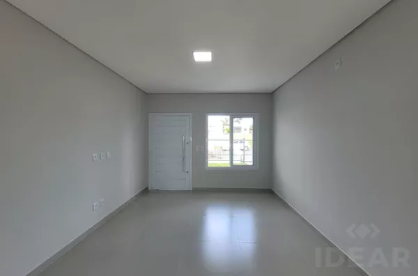 CASA AMPLA E DE ÓTIMA QUALIDADE AGUARDANDO VOCÊ