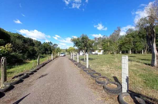 CHÁCARA DE 4.500m², DOIS AÇUDES E FÁCIL LOCALIZAÇÃO