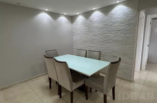 APARTAMENTO MOBILIADO E COM UMA LINDA VISTA PARA A CIDADE