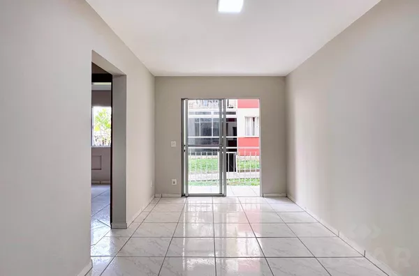 MORAR EM UMA RESIDENCIAL COM MUITO ESPAÇO PARA A FAMÍLIA