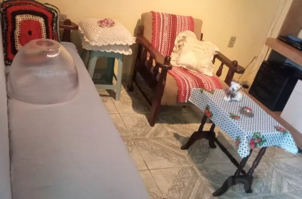 CASA NO BAIRRO MAIS POPULAR DE VERA CRUZ