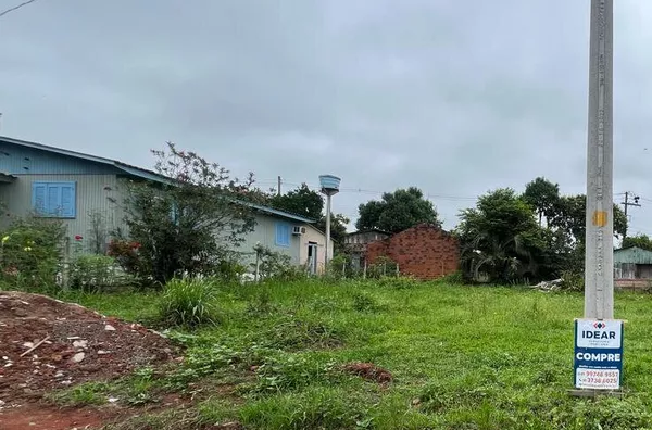 SUA LINDA RESIDÊNCIA NESSES 253m², COM POSSIBILIDADE DE MAIS ÁREA