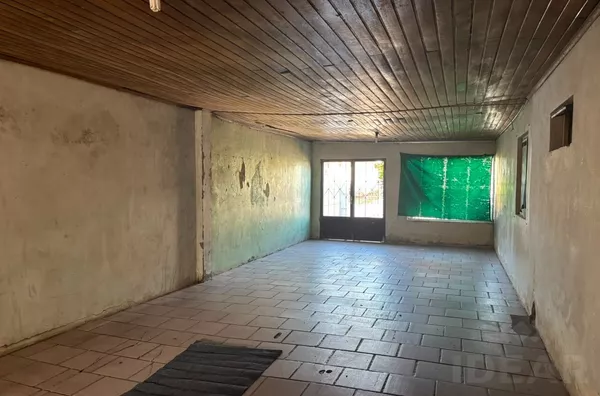 TERRENO DE 1.007m² COM 16,5m DE FRENTE. ÓTIMO PARA INVESTIDORES
