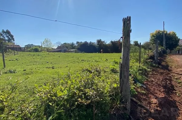LAZER OU CRIAR E PLANTAR, ESSA CHÁCARA PODE SER SUA